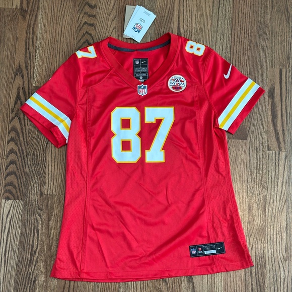 New with tags women’s NFL Red Travis Kelce 87 Jersey size Large - Picture 1 of 9